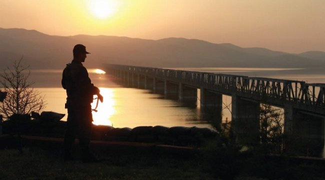 Hudut Kartalları geçit vermedi... Sınırda bir haftada 24 kişi yakalandı