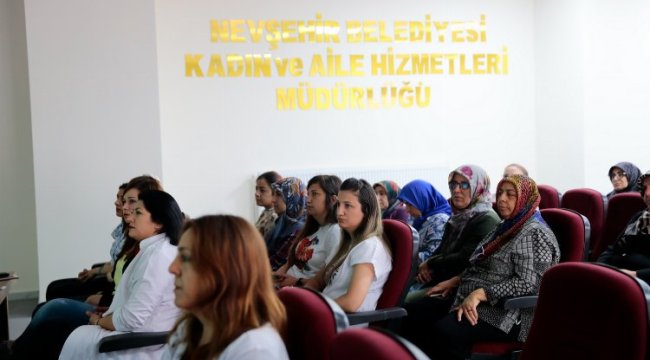 Nevşehirli kursiyerlere 'Narkotik Anne' semineri