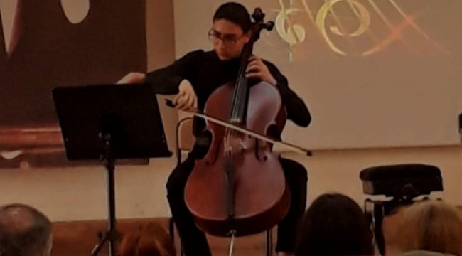 Darmstad Filarmoni'ye seçilen tek Türk oldu