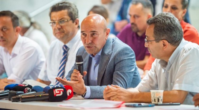 İzmir'de Başkan Tunç Soyer'den asbestli gemiye dava!