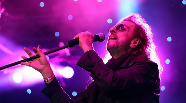 Müziğin zarif ve romantik beyefendisi İlhan İrem vefat etti