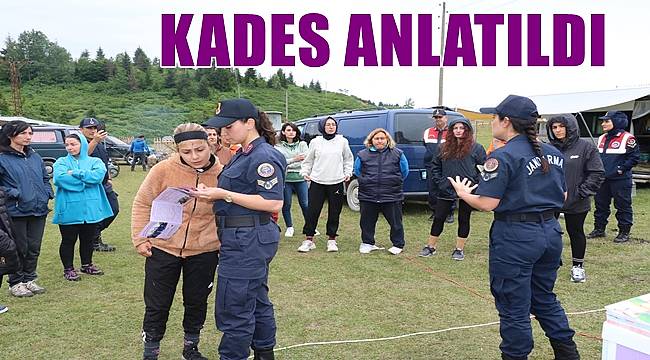 Ordu'da jandarma Vosvos Festivaline katılan kadınlara KADES'i anlattı
