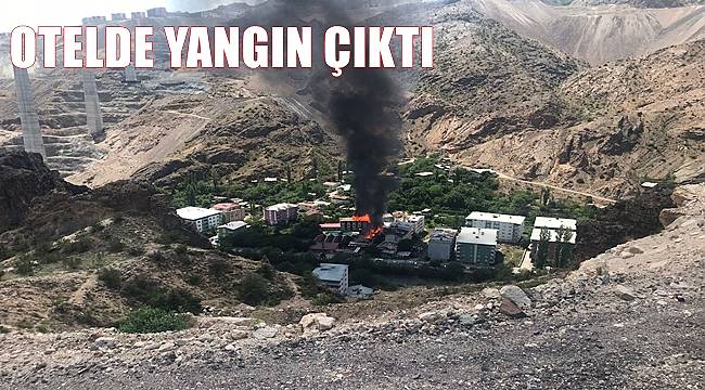 Otelde yangın çıktı