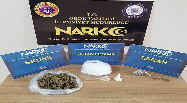 Ordu&#039;da polisten kaçan otomobilde uyuşturucu yakalandı