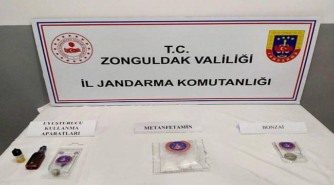Zonguldak&#039;ta uyuşturucu operasyonunda yakalanan 3 zanlı tutuklandı