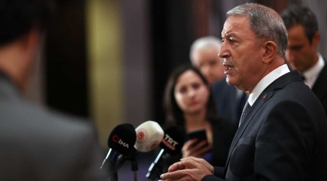 Bakan Akar&#039;dan Yunanistan&#039;a net mesaj: Yeni maceralara girmeyin!