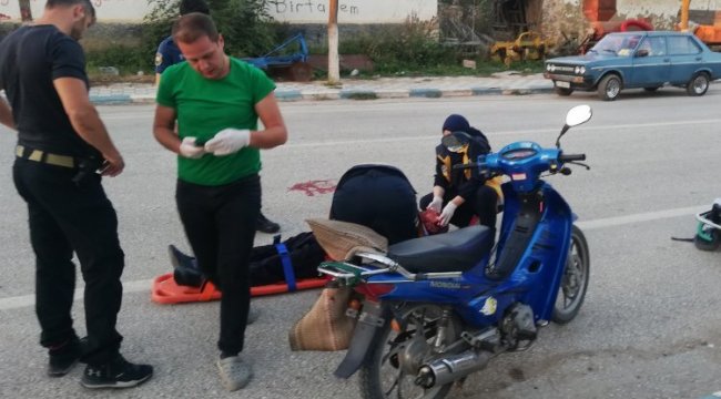 Bilecik Pazaryeri&#039;nde köpeğe çarpan motosiklet sürücüsü yaralandı