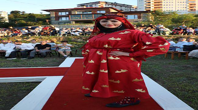 Rize&#039;de yöresel kıyafetler defilesi düzenlendi