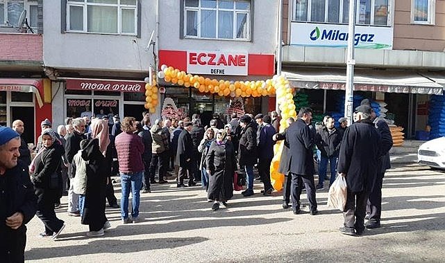 Akkuş'ta Defne Eczanesi açıldı
