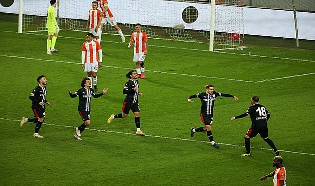Samsunspor Adanaspor&#039;u yendi: 2-1
