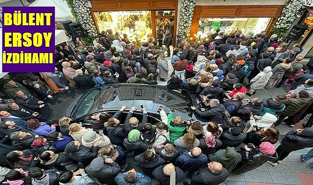 Ünlü sanatçı Bülent Ersoy Ordu&#039;da izdihama neden oldu
