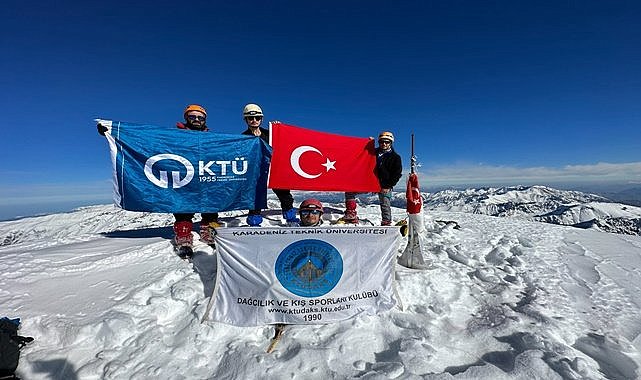 6 dağcı Kaçkar&#039;ın zirvesine ulaştı