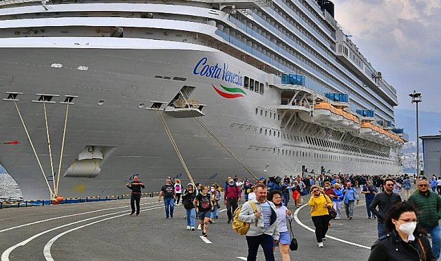 İzmir'de kruvaziyer turizmi hızlı başladı - YURT - Ordu Gazete