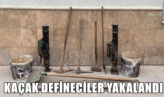 Kazma kürekle define avı