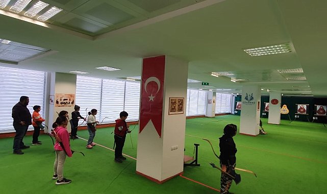 Nevşehir Belediyesi&#039;nden okçuluk kursu