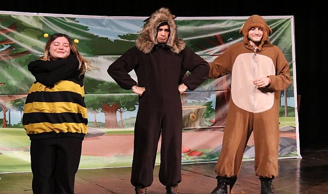 Sakarya'da minikler ‘Arı Maya’ ile eğlendi