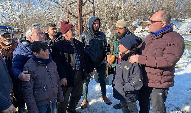 Sivas Malatya'da depremzedeleri yalnız bırakmıyor