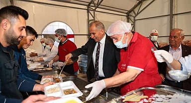 Denizli'de gelenek değişmedi
