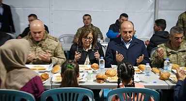 Gaziantep'te ilk iftar Nurdağlılarla yapıldı