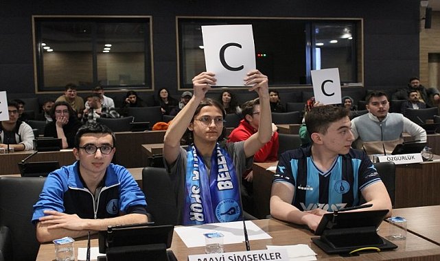 Kütahya'da 'bilgi'ler yarıştı