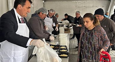 Sıcak iftarlıklar Başkan Dündar'dan