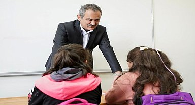 Bakan Mahmut Özer' açık mektup