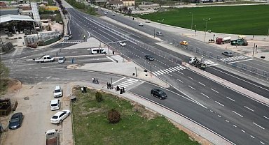 Bursa İnegöl'de Akpınar Kavşağı bayrama hazırlanıyor