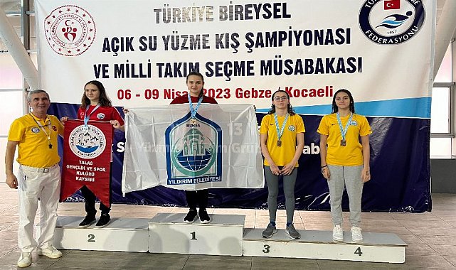 Bursa Yıldırım'ın altın kulaçlarından 15 madalya