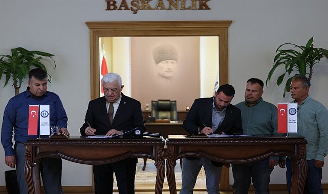 Datça'dan tarıma bir imza daha... İmzalar bu kez badem ve zeytine atıldı