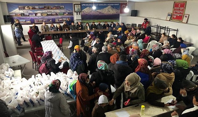 İzmir Narlıdere'de 'Beslenme Çantası' genişliyor