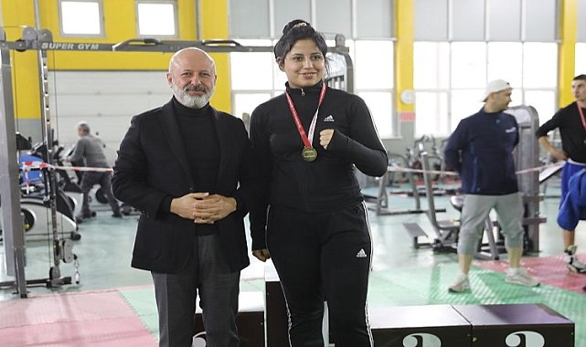 Kayseri Kocasinan'ın boksörleri Türkiye ikincisi