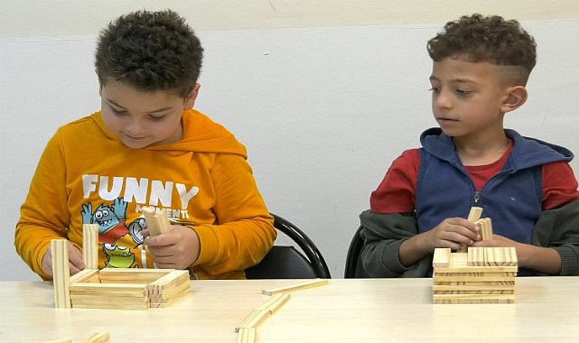 Kocaeli&#039;nde işitme engelli çocuklara &#039;Akıl Oyunları&#039; eğitimi