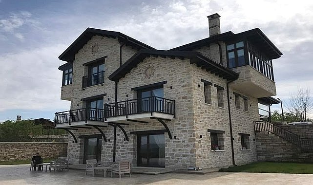 Ordu&#039;da köye otel yaptı