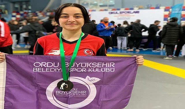 Ordu'nun gururu Ebrar Çelenk oldu