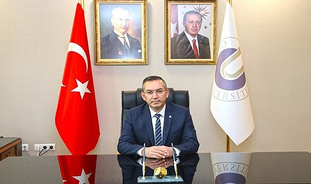 Rektör Akdoğan'dan Bayram mesajı