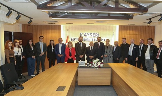 Turizmcilerden Memduh Büyükkılıç&#039;a teşekkür