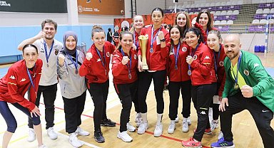 Üç kez üst üste Türkiye Şampiyonu oldular
