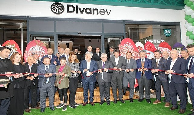 Divanev Fatsa Mağazası açıldı