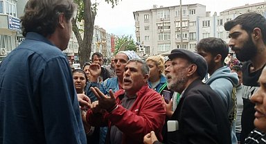 Edirne Keşan'da vatandaşlardan Emniyet önünde protesto