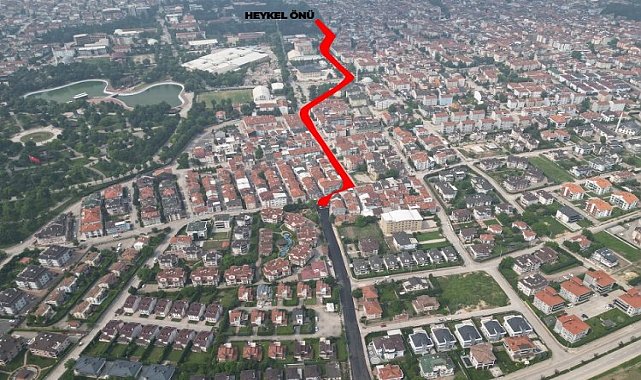 Bursa İnegöl'de Park Caddesi'nde asfaltı sil baştan
