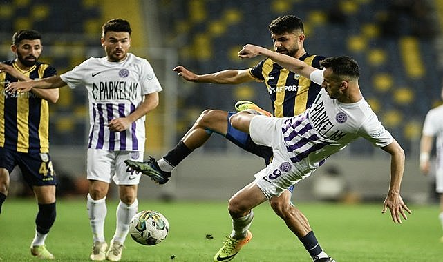 Derince Belediye-52 Orduspor  maçı