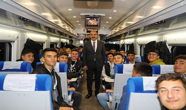 Konya Büyükşehir öğrencileri ecdatla buluşturuyor