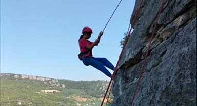 Bursa İnegöl'de küçük dağcılar performanslarını sergiledi