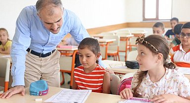 Çayırovalı miniklere Başkan Çiftçi'den ziyaret