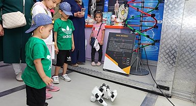 Konyalı çocuklar 'Bilim Tırı' ile eğlenerek öğreniyor