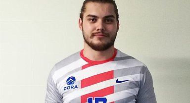 Sakaryalı gol kralı Büyükşehir Hentbol’da