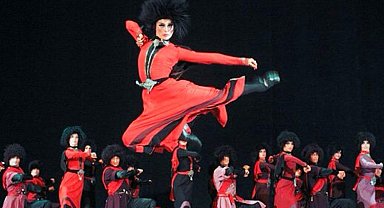 Ünlü dans topluluğu Sukhishvili Bursa Festivali’nde