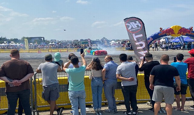 Bursa&#039;da drift ve tuning ile adrenalin dolu saatler
