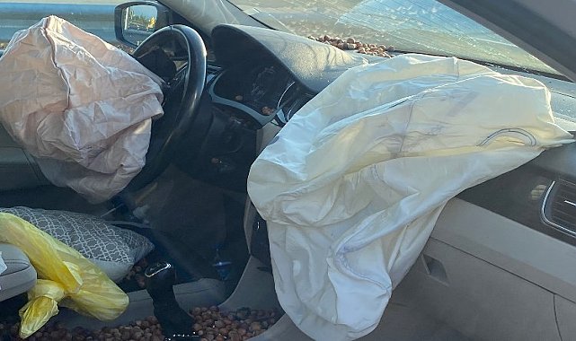 Düzce&#039;de trafik kazası... Hava yastıkları kurtardı