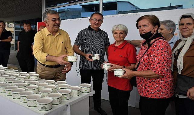 Osmangazi Kent Konseyi&#039;nden &#039;engelsiz&#039; aşure
